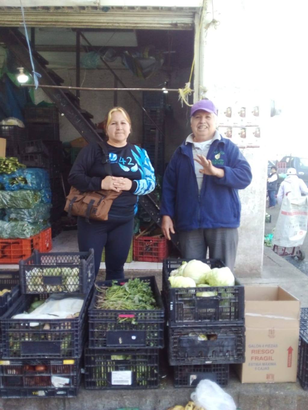 Todos los días apoyamos a A.C, y, grupos de autoayuda de Ecatepec, con el Banco de Alimentos de la Central de Abasto Ecatepec.