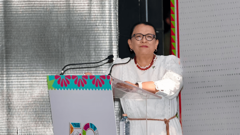 El Tianguis Turístico: inauguración entre sombras y discursos a&nbsp;contraluz.