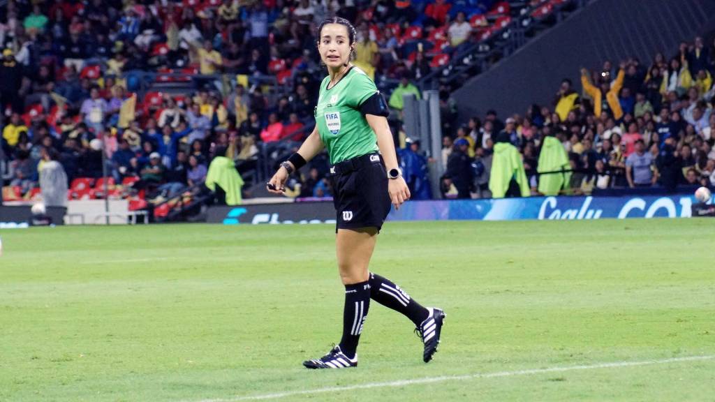 Katia Itzel García hará historia como la primera árbitra mexicana en pitar como central en un Mundial&nbsp;varonil.