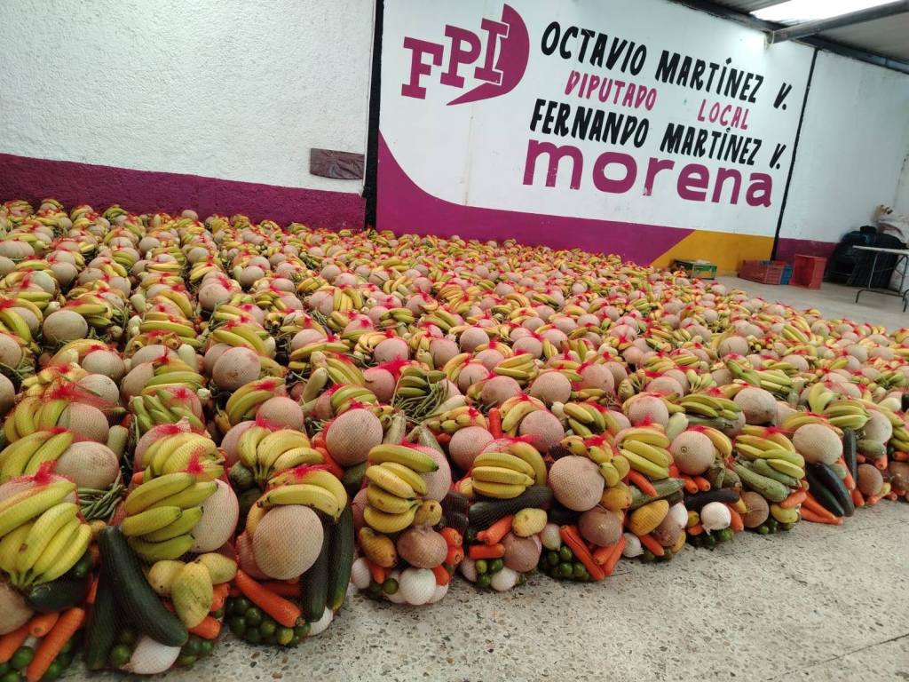 Frutas y legumbres en Ecatepec: menos selfis, más trabajo: Octavio Martínez&nbsp;Vargas.