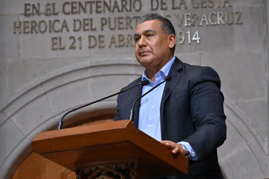 Congreso mexiquense avala minuta para reducir&nbsp;privilegios.