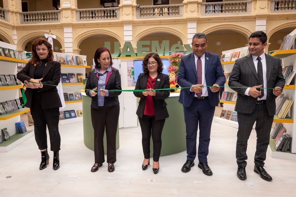 🟢🟡 Lectura, eje de la Transformación Universitaria: realiza UAEMéx primera edición de la Feria Universitaria del&nbsp;Libro.