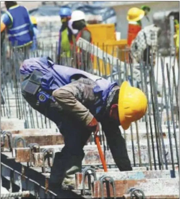 Uchale, El Mundial: Espectáculo sin Empleos.