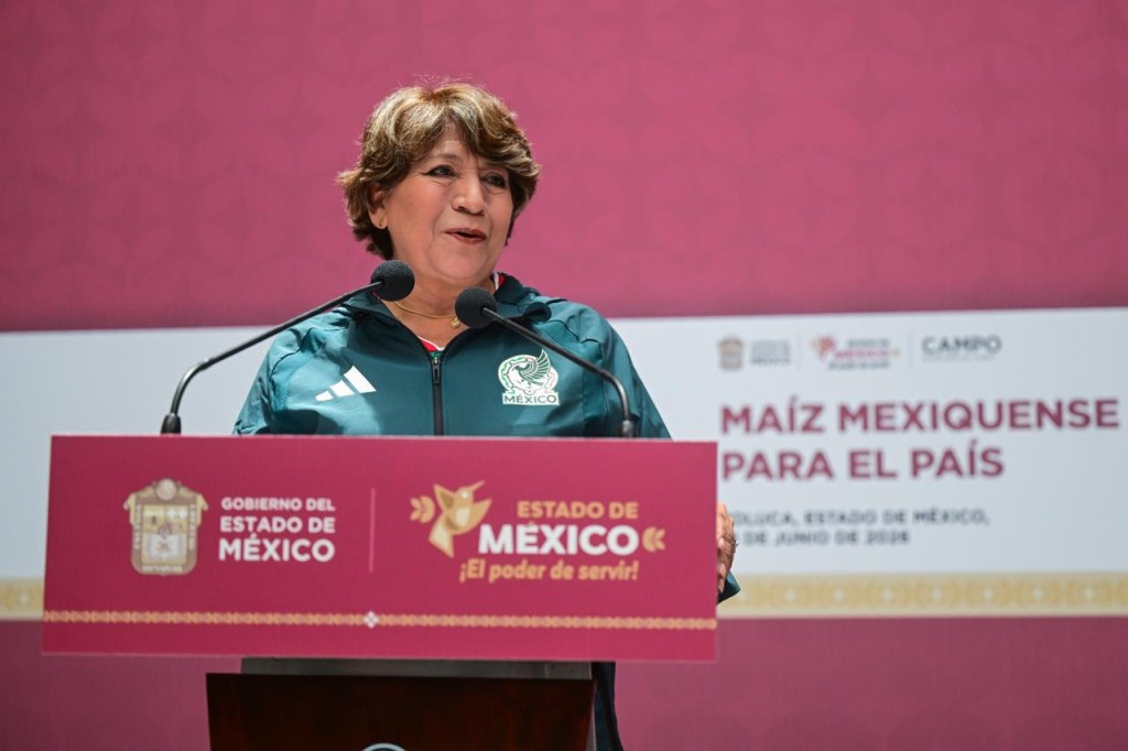 Gobernadora Delfina Gómez beneficia la producción de maíz mexiquense con entrega de apoyos, protección ante siniestros y ayuda para la comercialización.