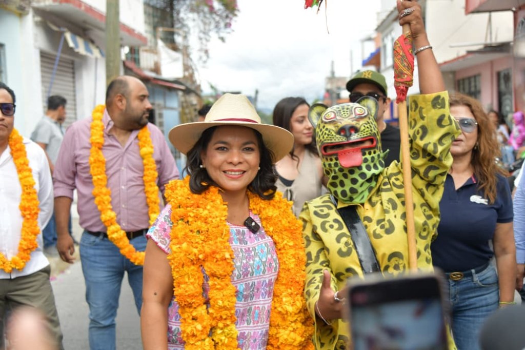 Beatriz Mojica solicita licencia al Senado para participar en el proceso interno de Morena.