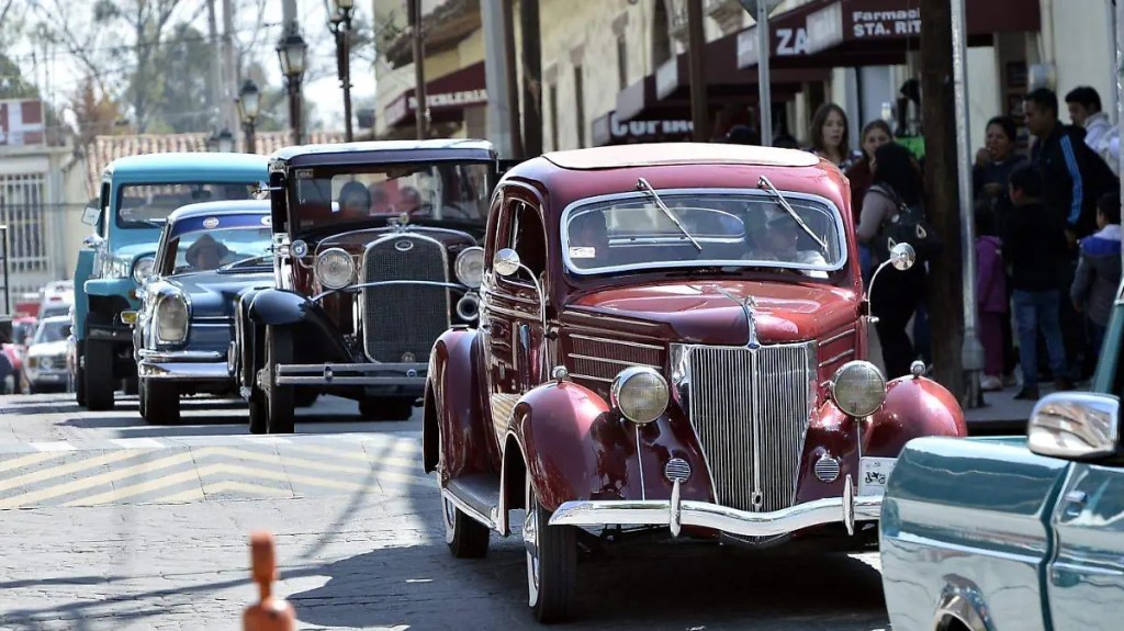 Autos Antiguos: Patrimonio Cultural Certificado.