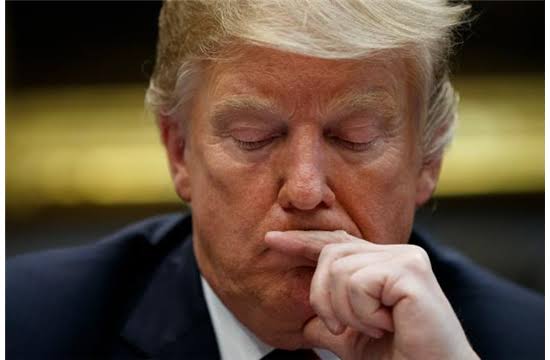 Donald Trump y sus Ocurrencias: ¿Patadas de Ahogado?