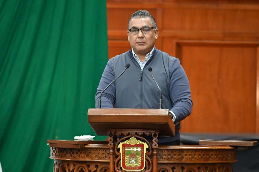 “Delfina Gómez impulsa infraestructura médica en Nezahualcóyotl, La Paz y Texcoco”.