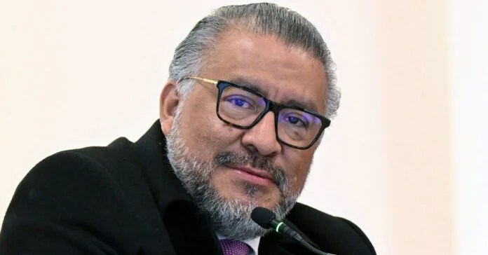 Horacio Duarte Olivares notifica el Tercer Informe de&nbsp;Gobierno.