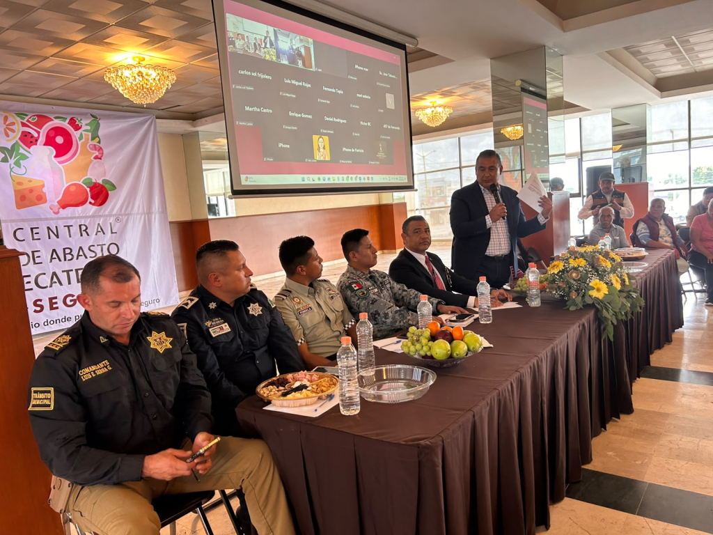 Comerciantes de Ecatepec desmienten acusaciones de la Fiscalía.