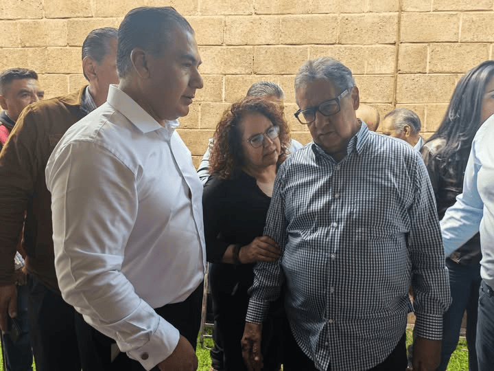 Un Gusto Saludar al Senador Higinio Martínez Presidente del Senado de la República.
