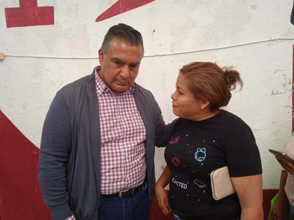 Octavio Martínez Vargas Cumple con Informar y Atender en&nbsp;Ecatepec.