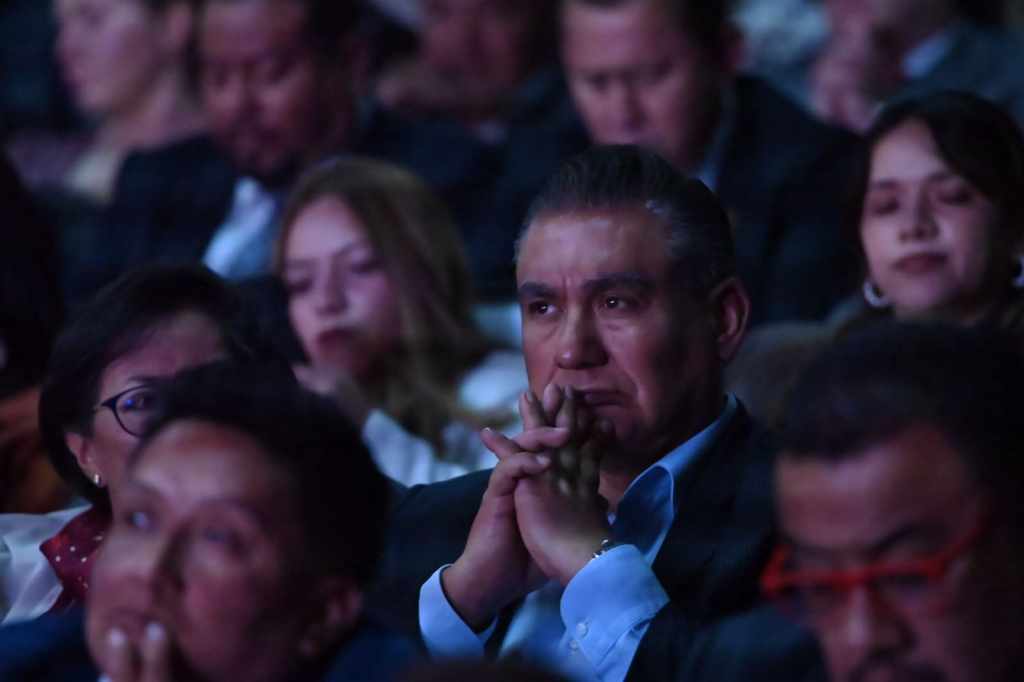 Octavio Martínez Vargas en el tercer informe de La Gobernadora Delfina Gómez Álvarez.