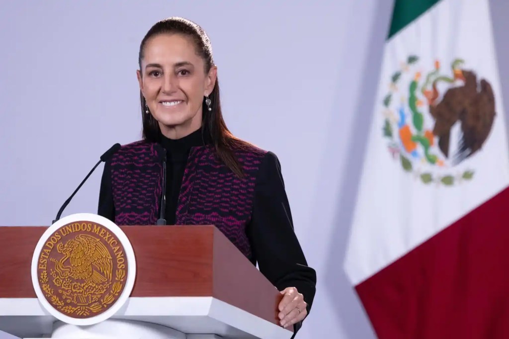 Claudia Sheinbaum Pardo impulsa expansión educativa con 400 mil nuevos estudiantes en bachillerato.