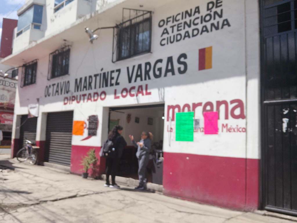 Octavio Martínez Vargas impulsa tarjetas de descuento para apoyar la economía familiar en&nbsp;Ecatepec.