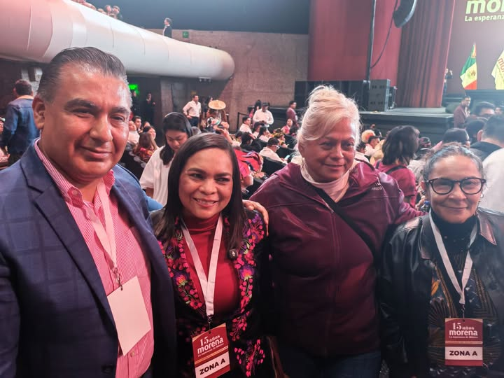Con la Coordinadora de Morena en Guerrero Beatriz Mojica.